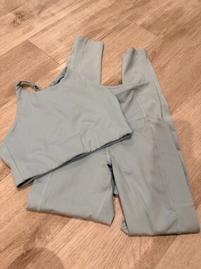 Girlfriend Collective High-Rise Active Leggings and Top in Light Blue